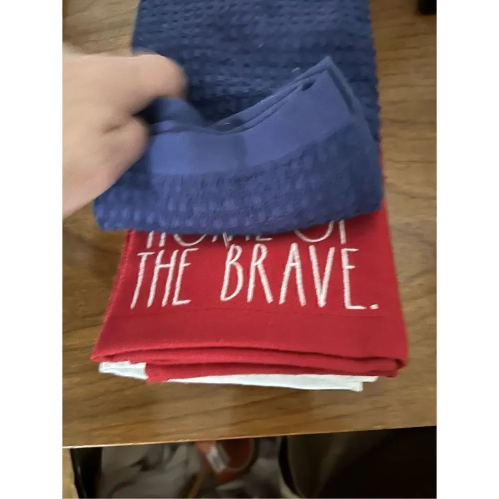 Rae Dunn Set of 3 Towels LAND OF THE FREE, HOME OF THE BRAVE, HOME SWEET HOME